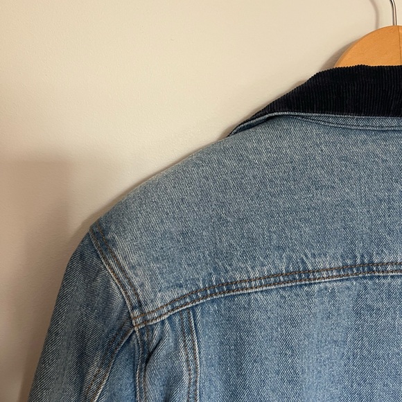 Brandy Melville Sherpa lined jean jacket - Picture 9 of 10